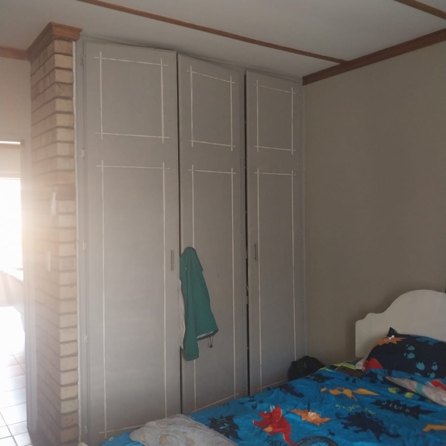 4 Bedroom Property for Sale in El Toro Park Northern Cape